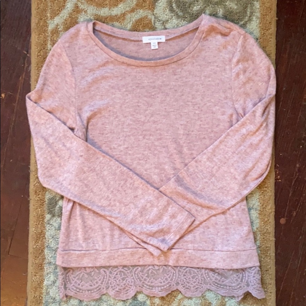 XS Long-Sleeved Eyeshadow Shirt